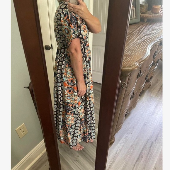 Boho Floral Print V neck Short Sleeve Flared hem Maxi Dress - Picture 2 of 4